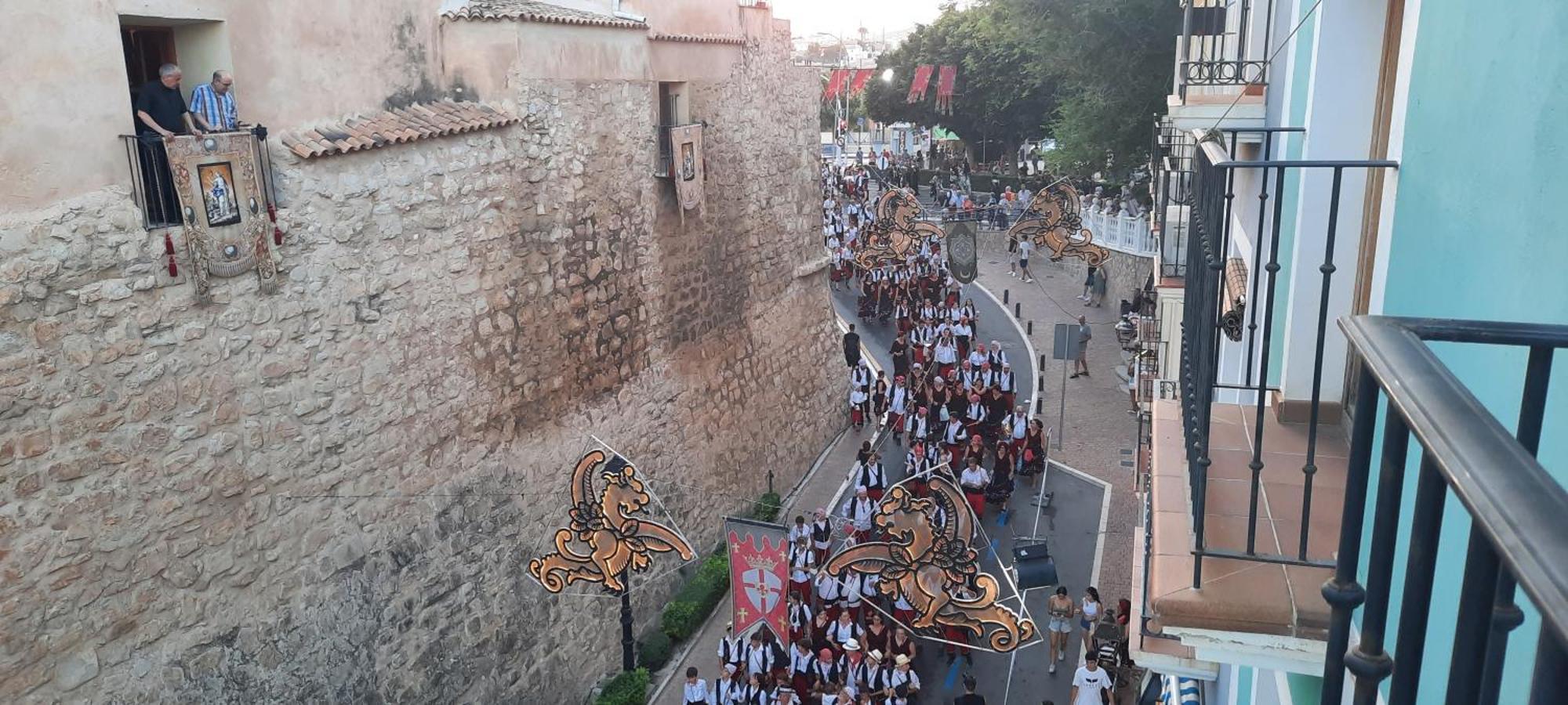 Mu, Apartamento Situada En La Muralla Del Casco Historico 빌라조요사 외부 사진